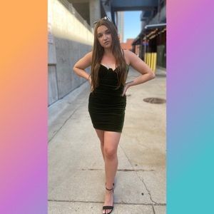 NWT Charlotte Russe green velvet bodycon dress